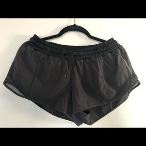 Lululemon Hotty Hot Short